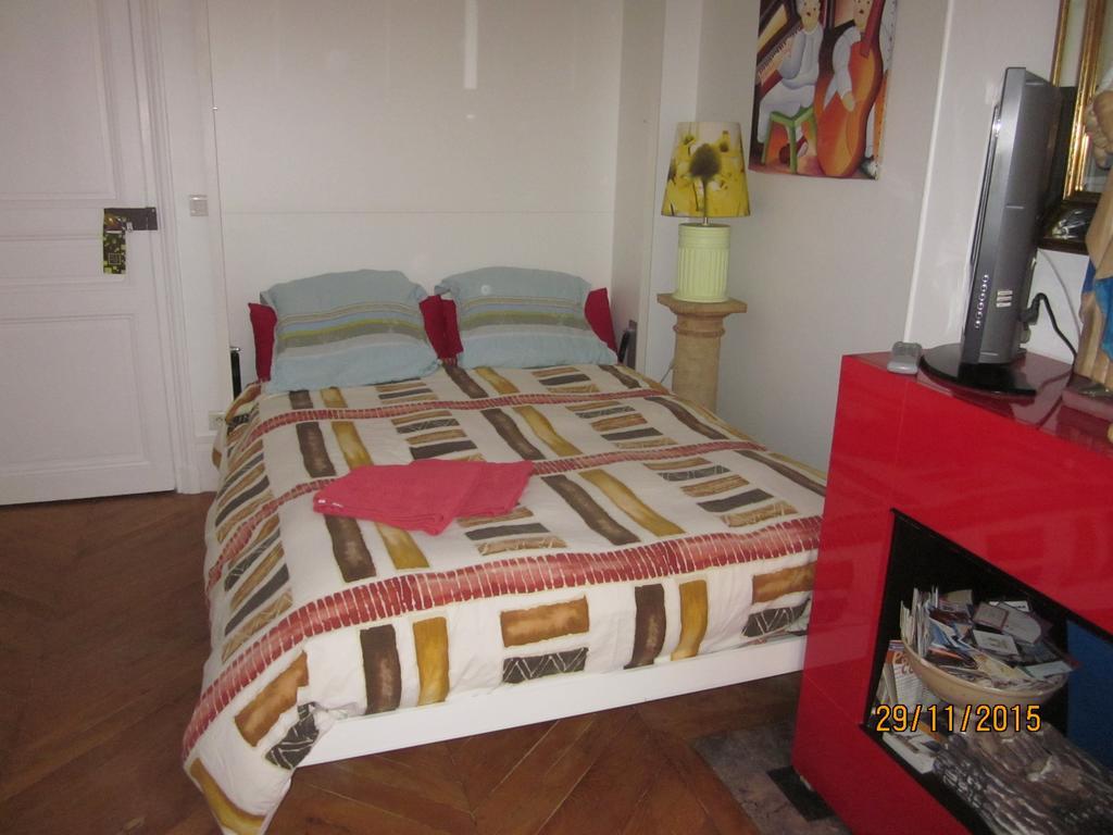 Bed And Breakfast Paris Centre חדר תמונה